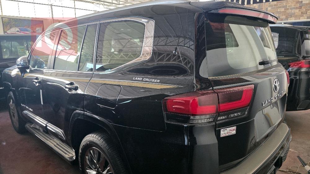 تويوتا لاندكروزر